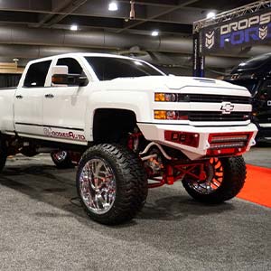 Lift Kits 101: Everything You Need to Know Before Committing to a Lift Kit  - Magnum