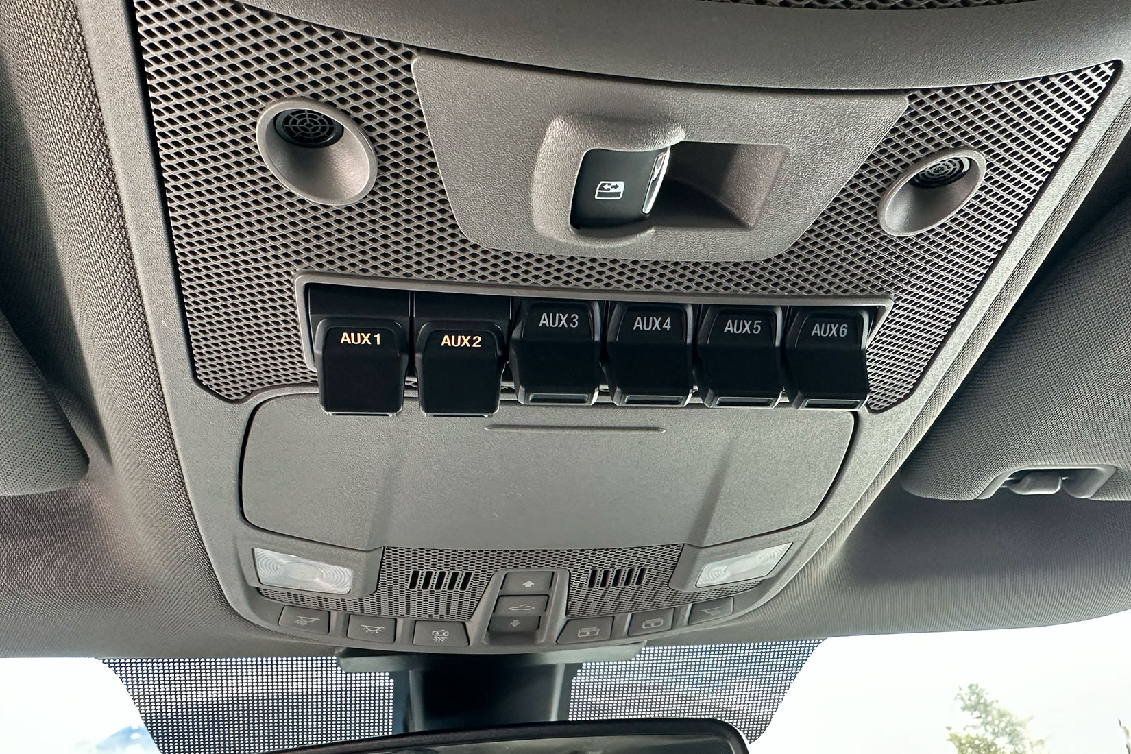 Auxiliary switches in a Ford overhead console